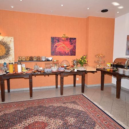 Alpha Hotel Garni Dietzenbach Bagian luar foto